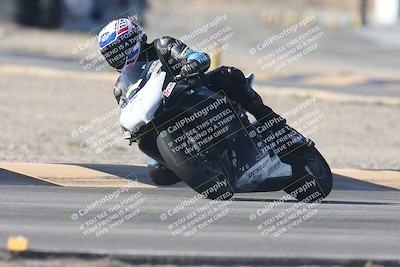 media/Sep-20-2025-Race Pace (Sat) [[d4e1b33f4d]]/Verified/Turn 2 (920am)/